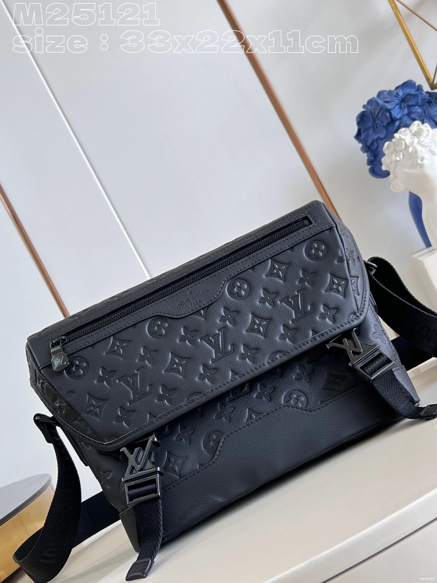 Messenger PM-33*22.5*11CM LOUIS VUITTON Voyager 0124